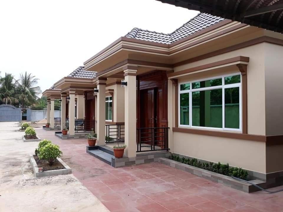 Serei Saophoan Villa Homestay Sisophon المظهر الخارجي الصورة